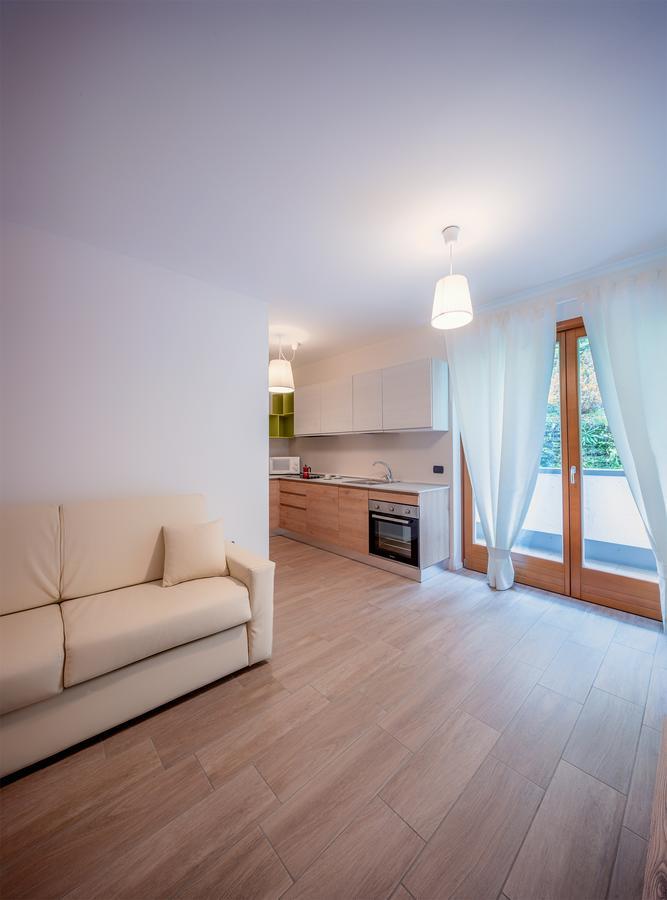Residenza Finestra Sul Parco Apartamento Comano Terme Exterior foto